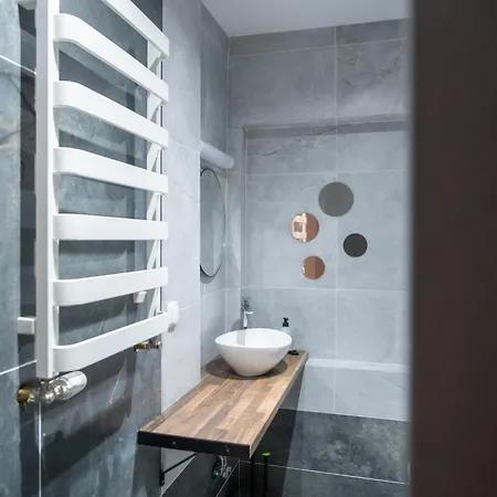 Karola Miarki شقة غليفيتسه