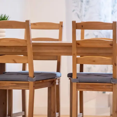 Karola Miarki * غليفيتسه